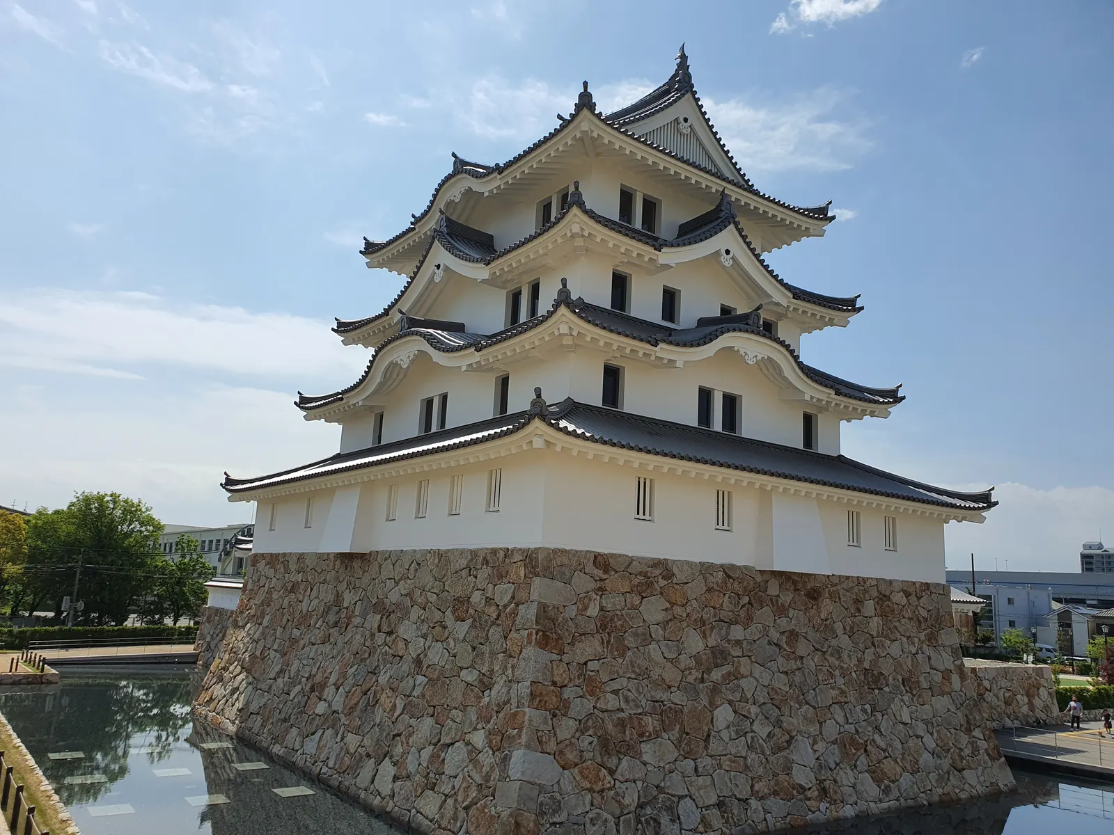 Anh minh hoa section-02